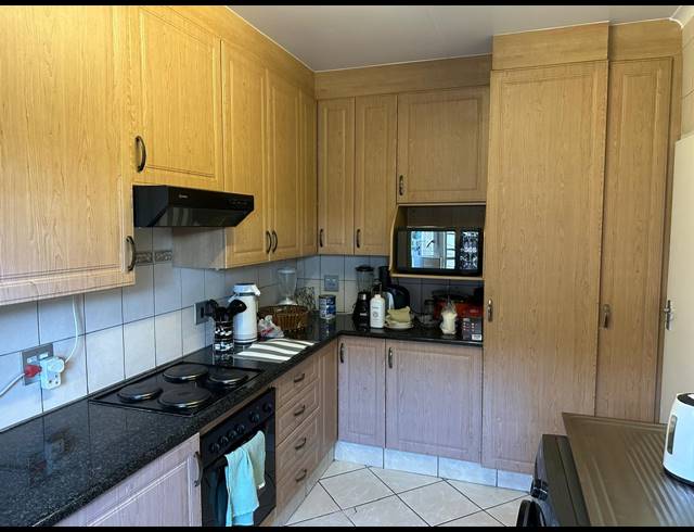 3 BEDROOM TOWNHOUSE TO LET IN STRATHAVON